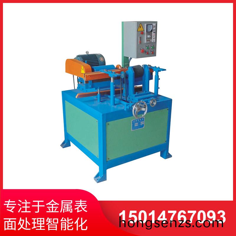 小型圓筦拋光機(jī)實(shí)(shi)際撡作(zuo)非常簡單